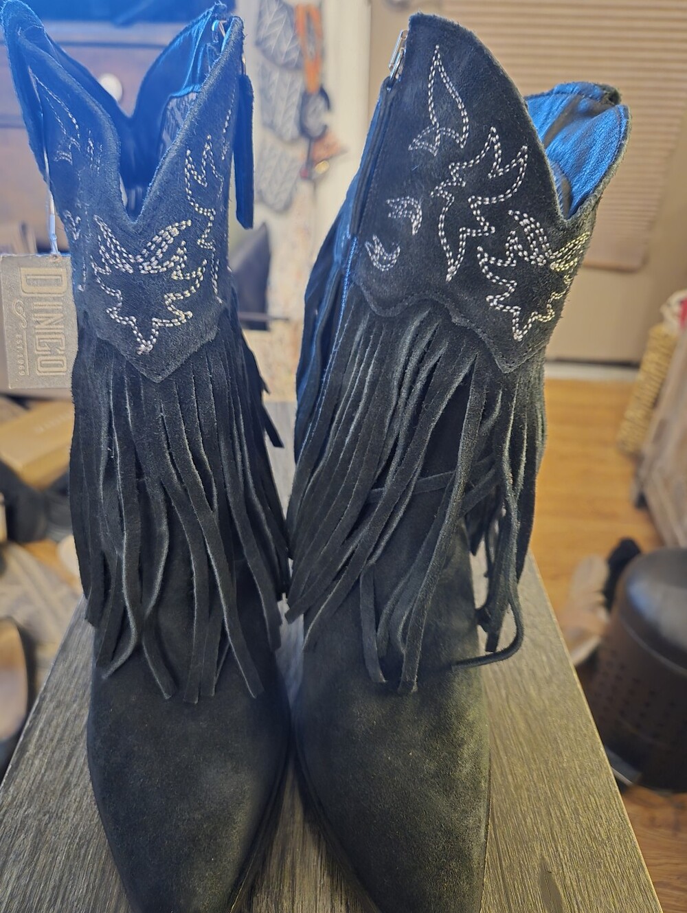 Dingo Crazy Train Fringe Embroidered Pointed Toe Cowboy Booties In Black 8m - Picture 3 of 7